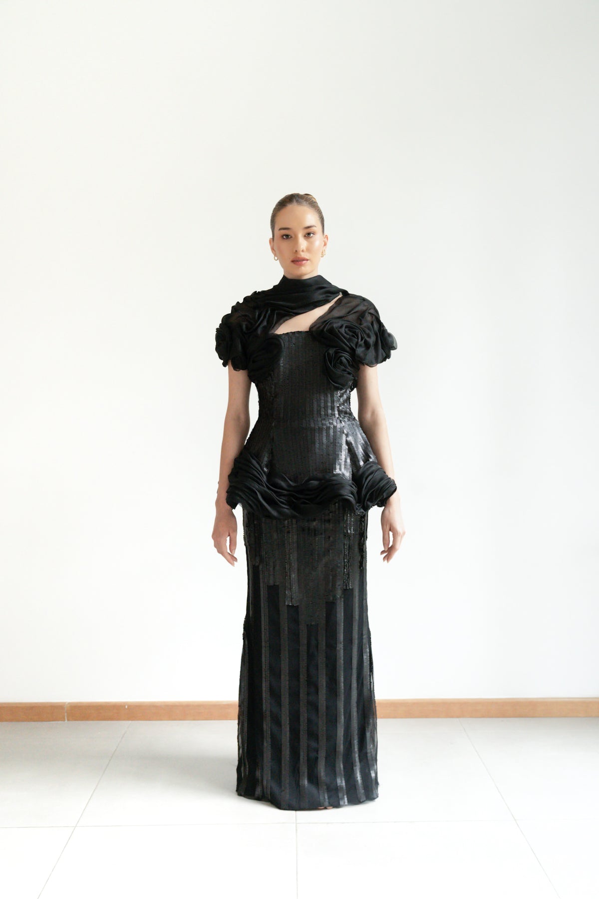 DRAPING SET - BLACK