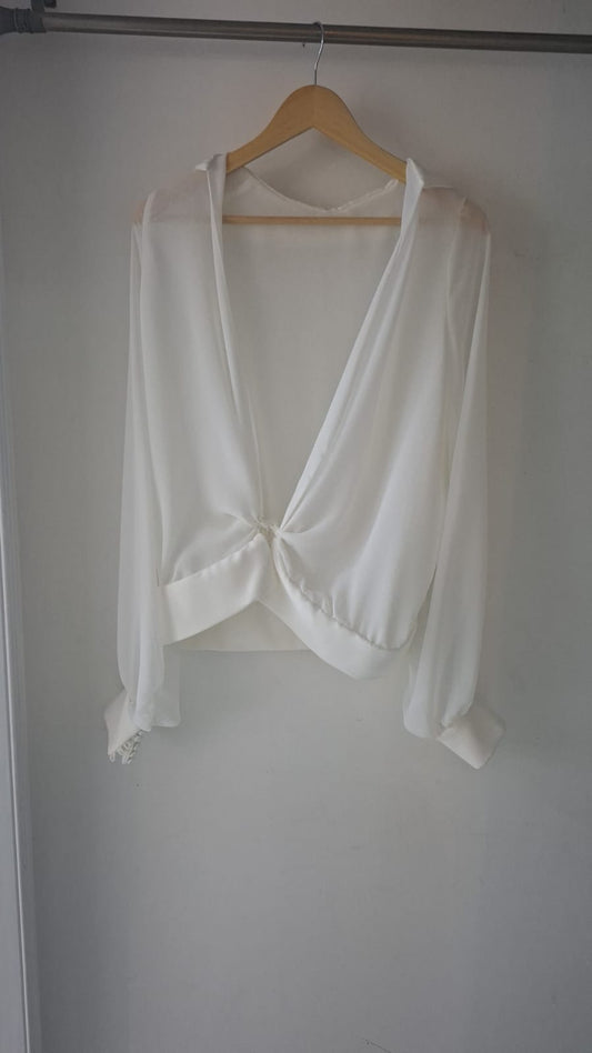 WHITE KNOT-FRONT BLOUSE